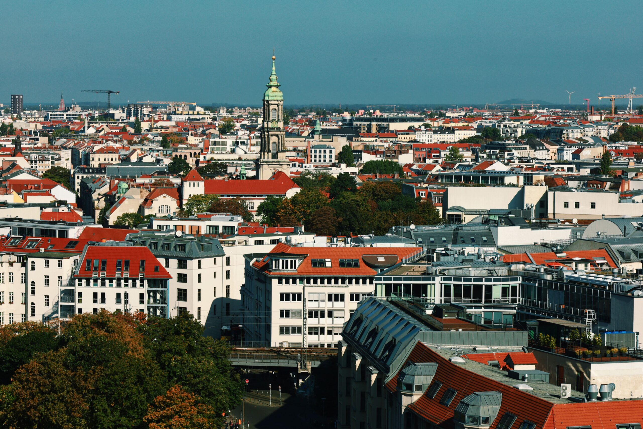 Wohnung kaufen in Berlin: Der ultimative Ratgeber für Käufer und Investoren